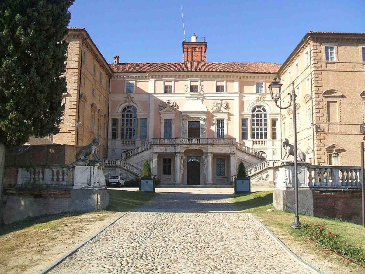 Lindhouse - Country House A Govone Dış mekan fotoğraf